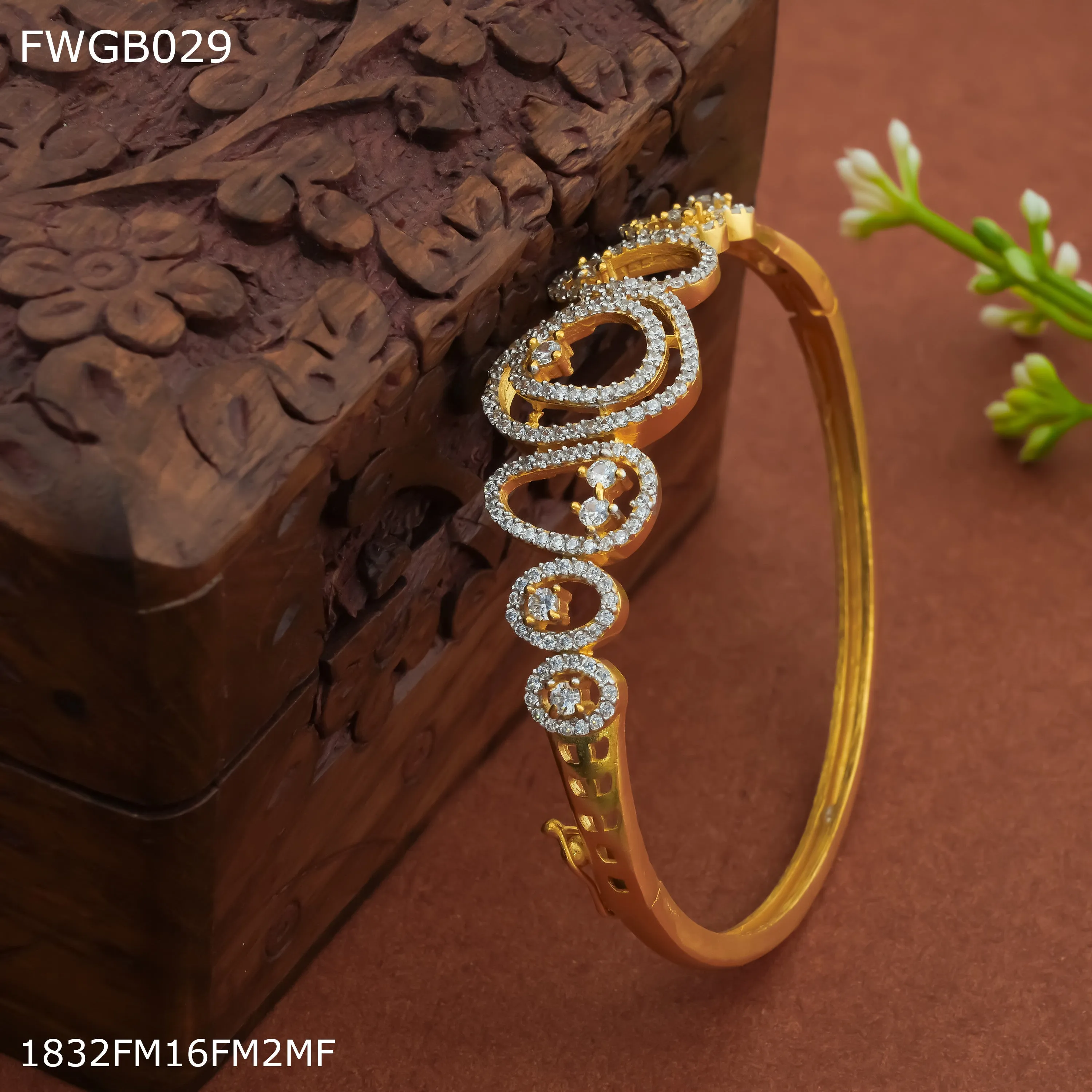 Freemen 1mg Gold plated rhodium Bangles For Women - FWGB029