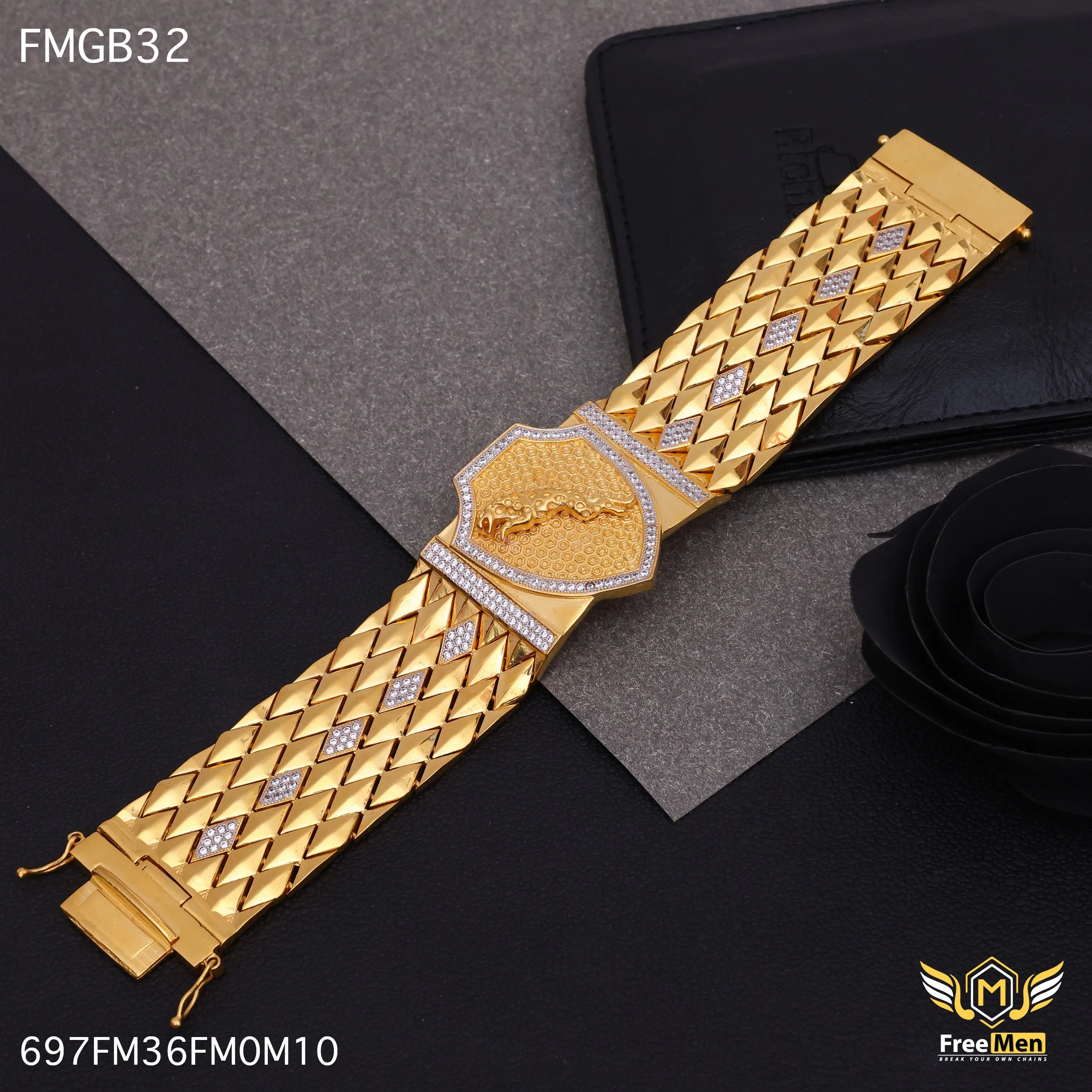 Freemen Gold Forming jaguar AD Bracelet for Men - FMGB32